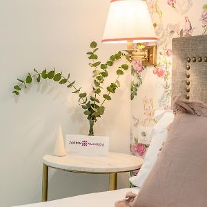 Budget Kamer met een King Size Bed